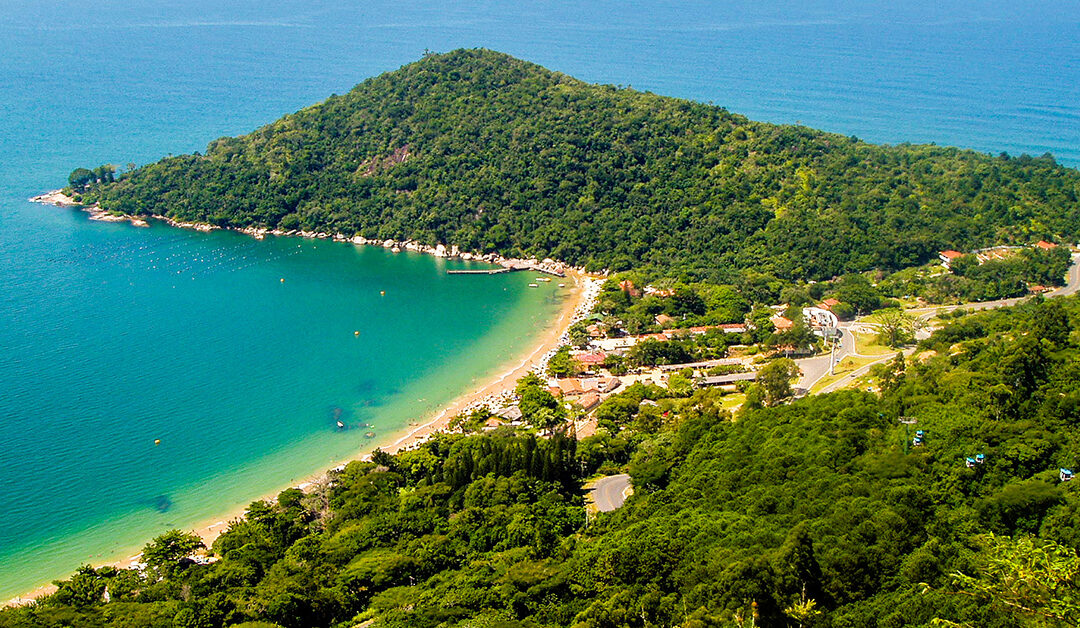Conheça as principais praias de Balneário Camboriú